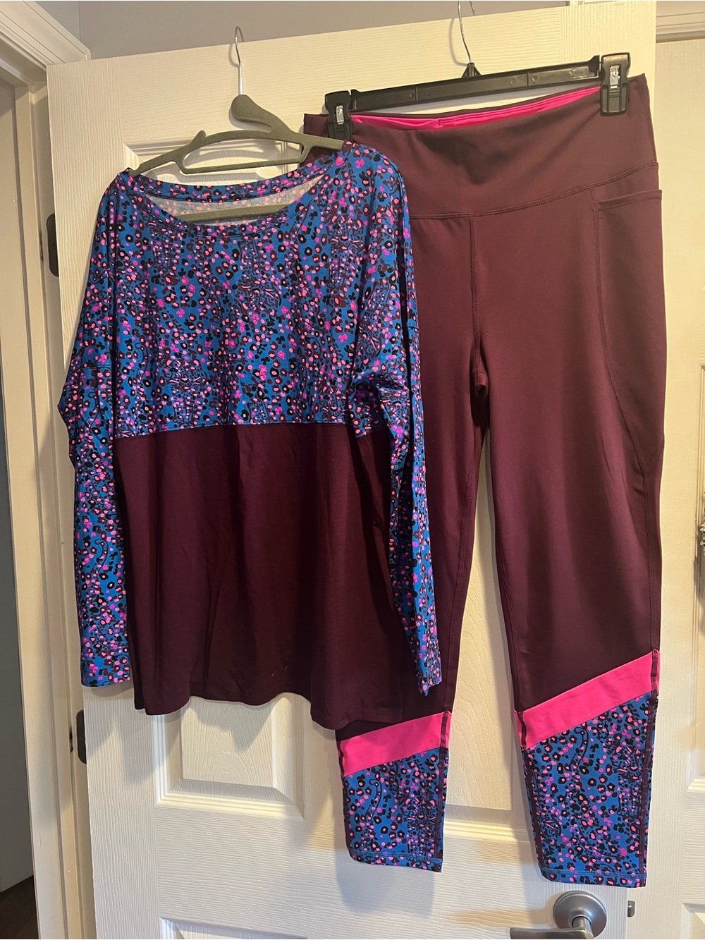Lilly Pulitzer Purple & Blue Printed Leggings and Top Set